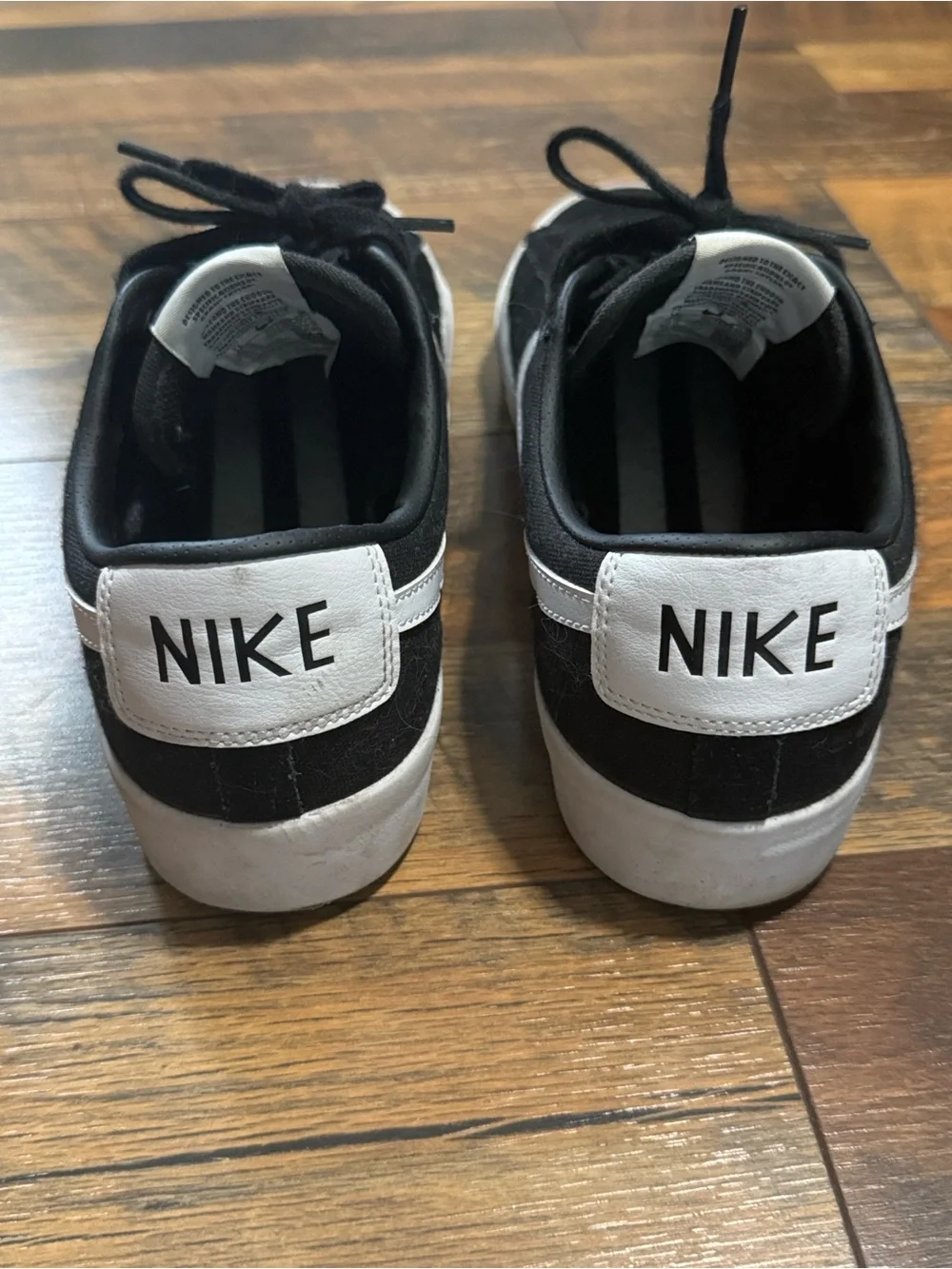 Nike SB Zoom Blazer Low Pro GT black white women’s size 11